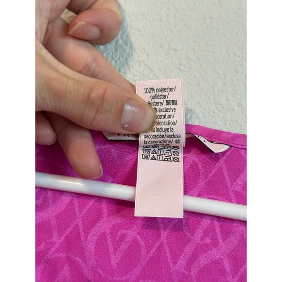 Victoria’s Secret Satin Sleep Tank Pink Racerback Logo Size M NWOT - Picture 4 of 4
